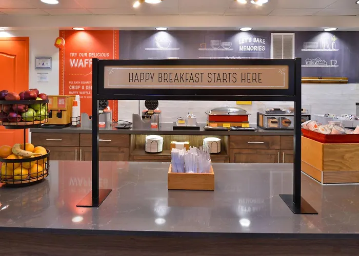 Hampton Inn & Suites Las Vegas Airport
